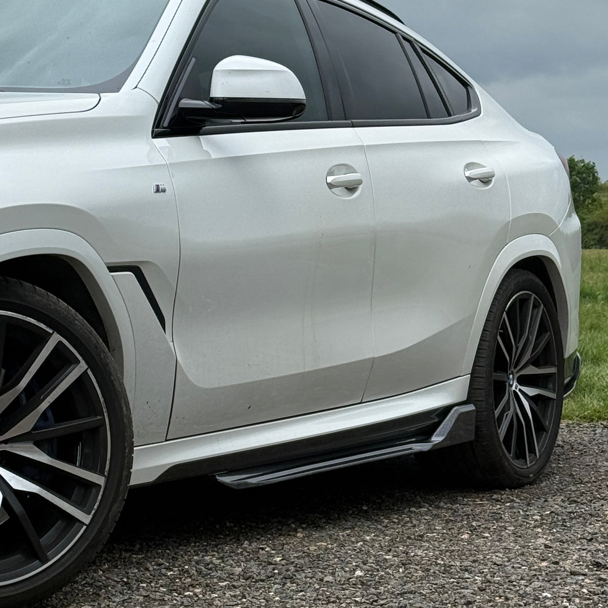 X6 - G06: Carbon Fibre Look Performance Style Body Kit 20-23