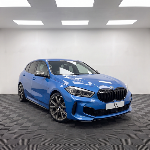 1 Series - F40: Gloss Black Grill Double Slat 20-24