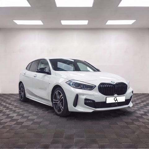 1 Series - F40: Gloss Black Single Slat Grill 20+