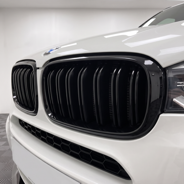 X5 - F15: Gloss Black Double Slat Grill 14-18