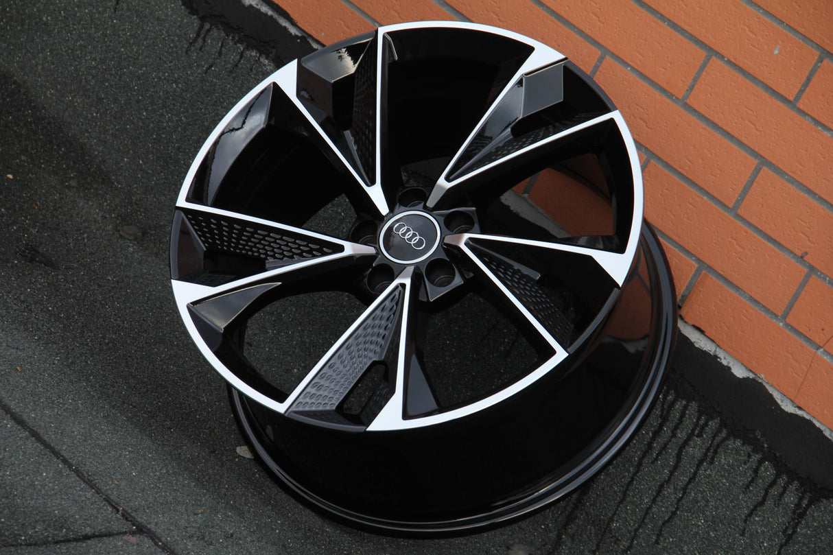 A6 - C8: 19" Diamond Cut RS7 Style Alloy Wheels 18+