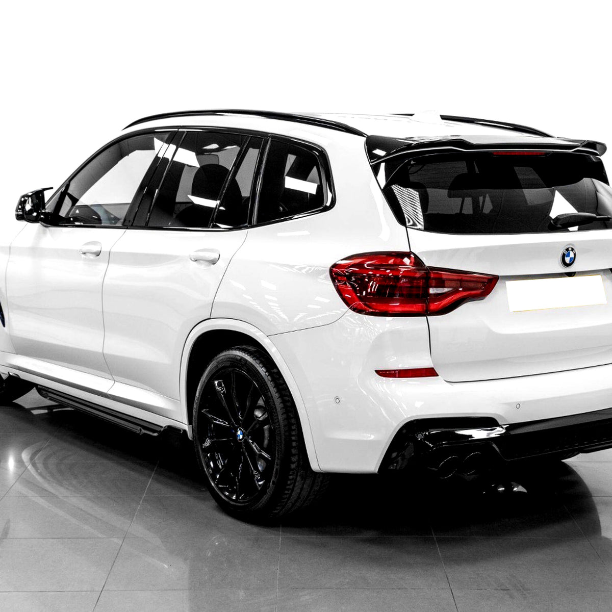 X3 - G01 Pre-Facelift: Gloss Black Body Kit 18-21