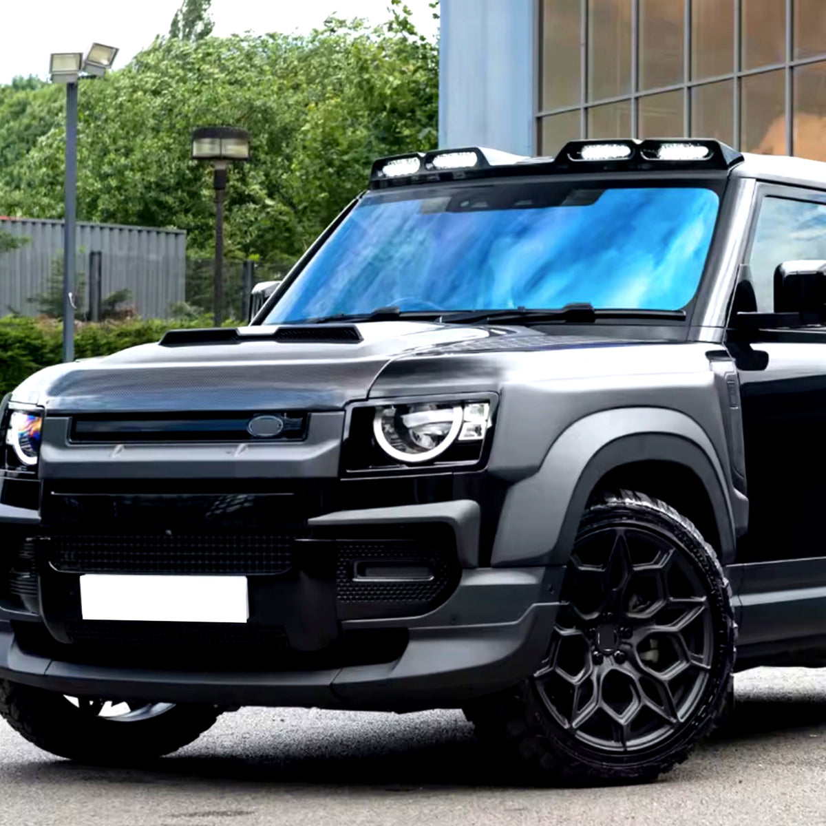 Defender 90/110 - L663: Gloss Black LED Roof Light Bar 20+