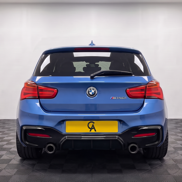 1 Series - F20/F21 Facelift LCI: Gloss Black Dual Exhaust Diffuser 15-19
