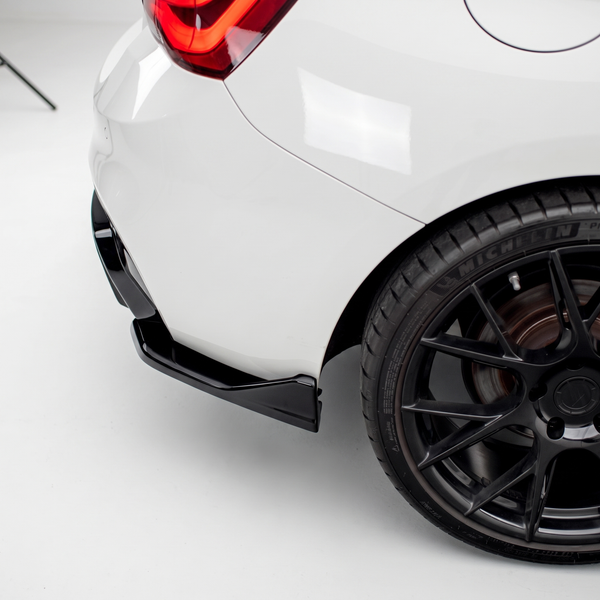 1 Series - F20/F21 Facelift: Gloss Black Rear Canards 15-19