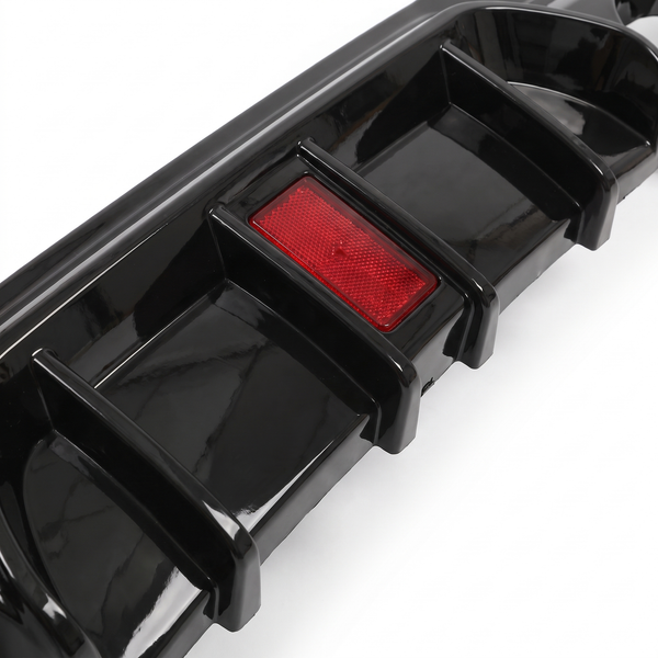 1 Series - F20/F21 Facelift: Gloss Black LED Dual Diffuser 15-19