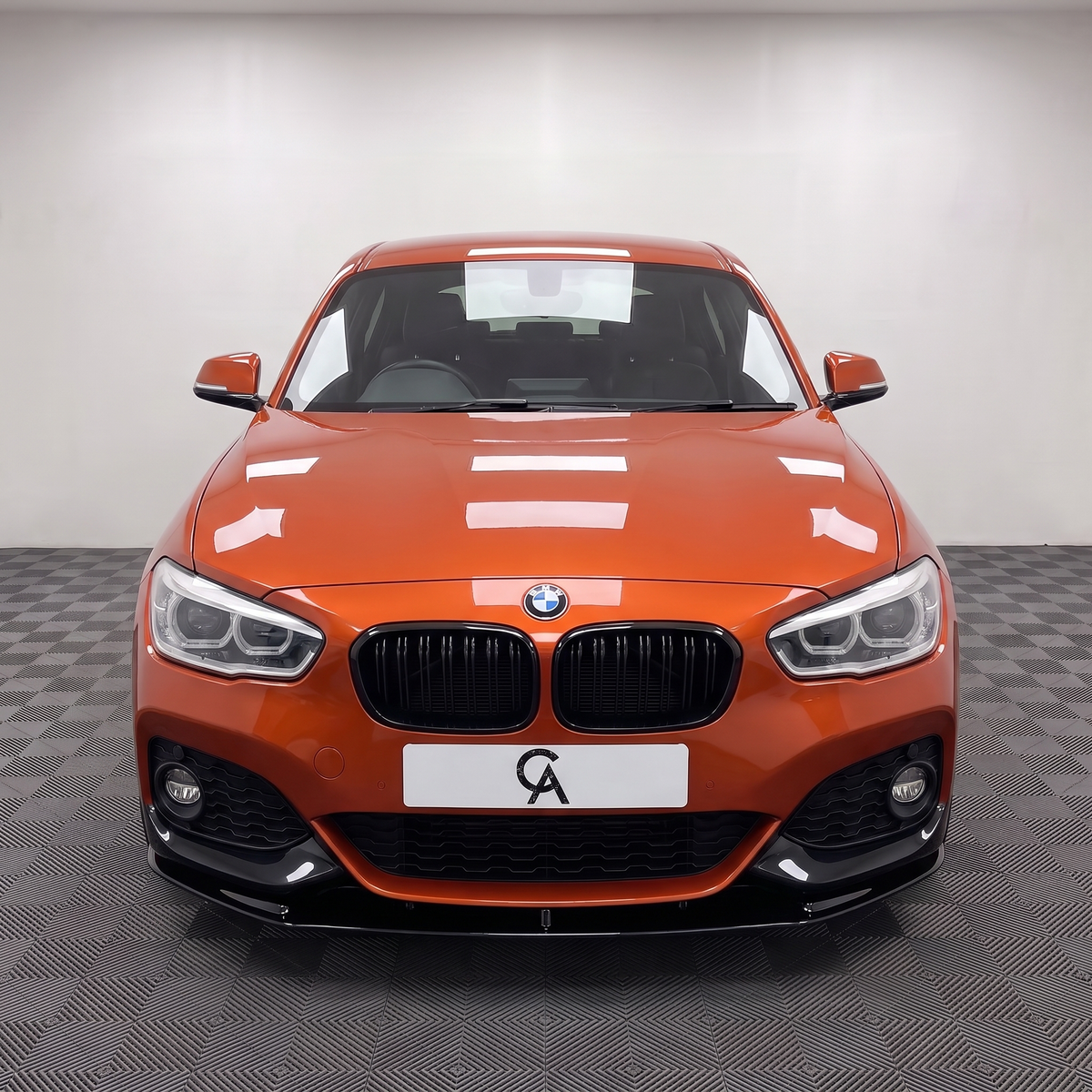 1 Series - F20/F21 Facelift LCI: Gloss Black Splitter 15-19