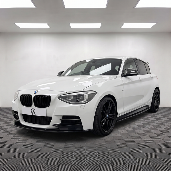 1 Series - F20/F21 Pre-Facelift: Gloss Black Single Slat Grill 11-14