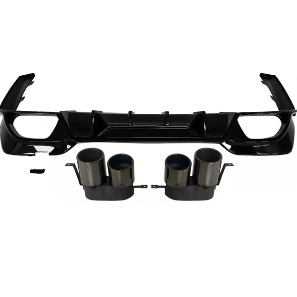 3 Series - G20/G21 Pre-Facelift: Gloss Black Competition Style Diffuser with Exhaust Tip 19-22