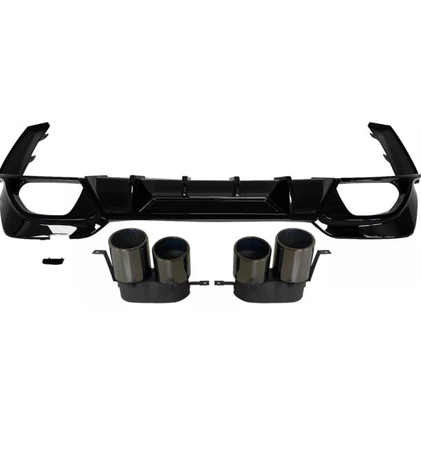 3 Series - G20/G21 Pre-Facelift: Gloss Black Competition Style Diffuser with Exhaust Tip 19-22