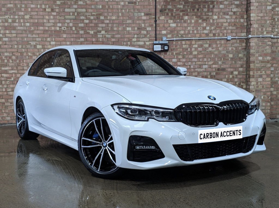 3 Series - G20: Gloss Black 1 Slate Grills - Carbon Accents