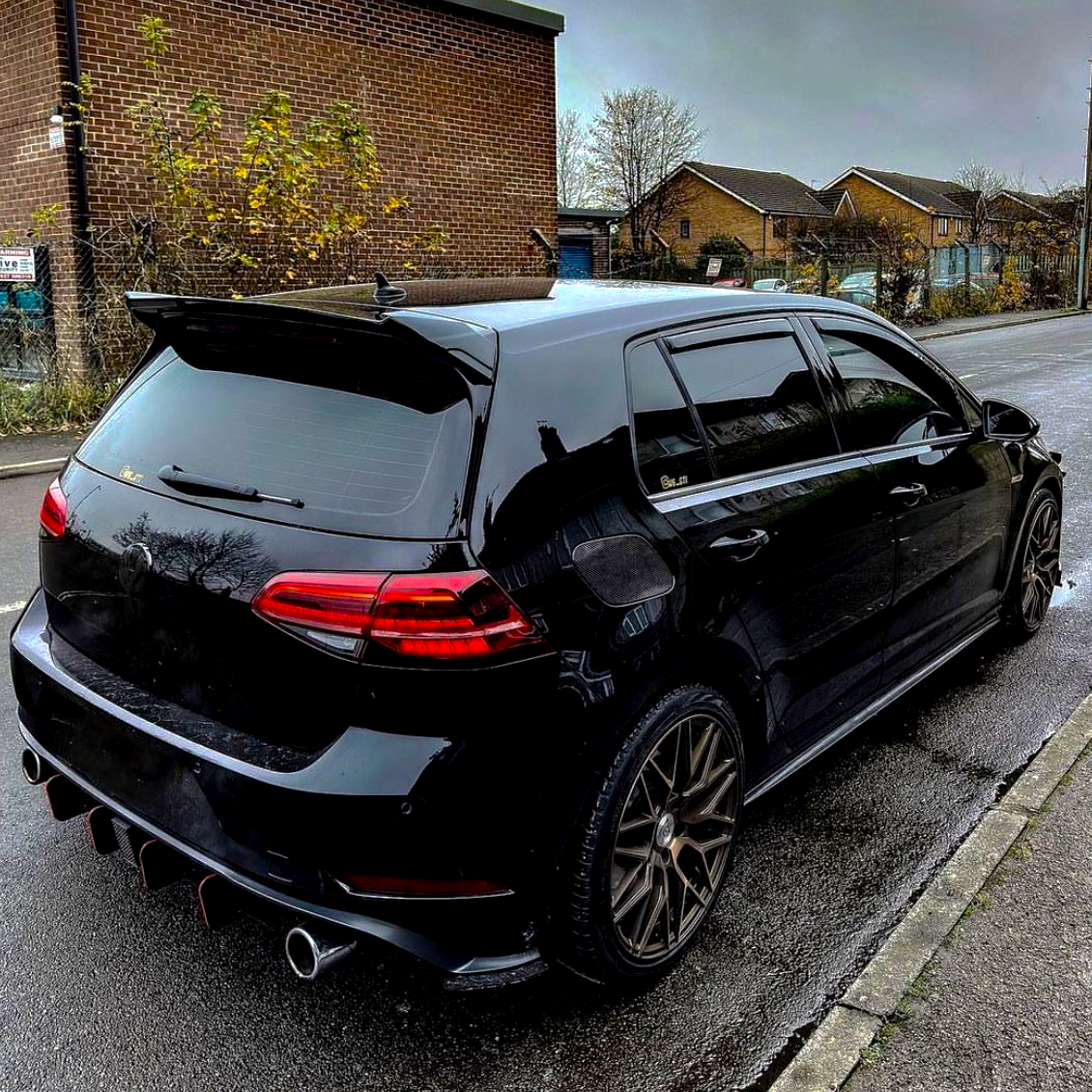 Golf - MK7/7.5 GTI/GTD/R: Gloss Black Osir Style Spoiler 13-20