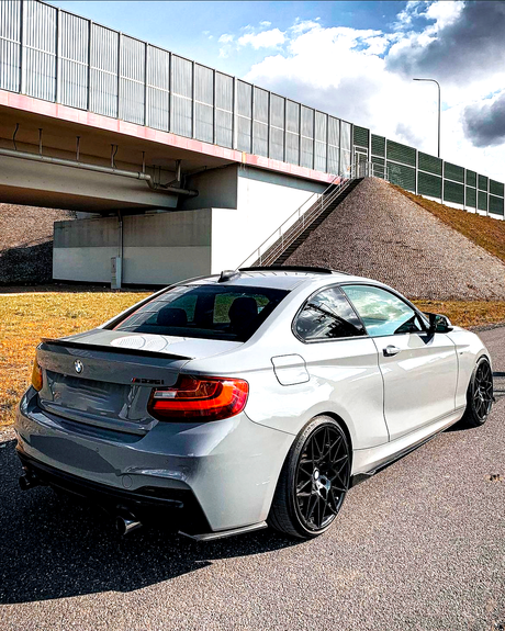 2 Series - F22 Coupe: Gloss Black Performance Style Spoiler 14-21