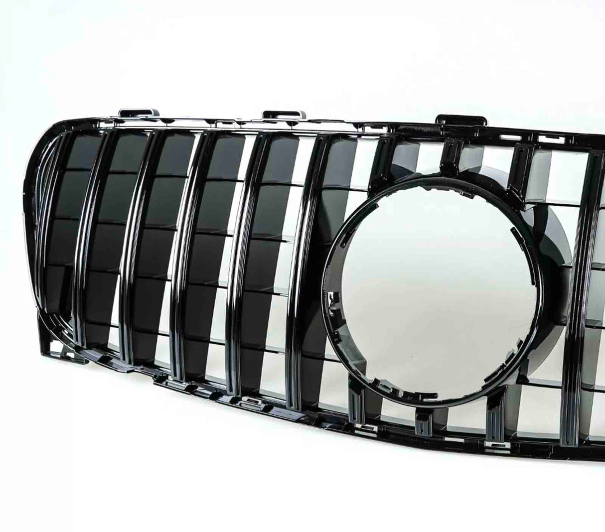 GLA - X156: Gloss Black Panamericana GT Style Grill 17-19