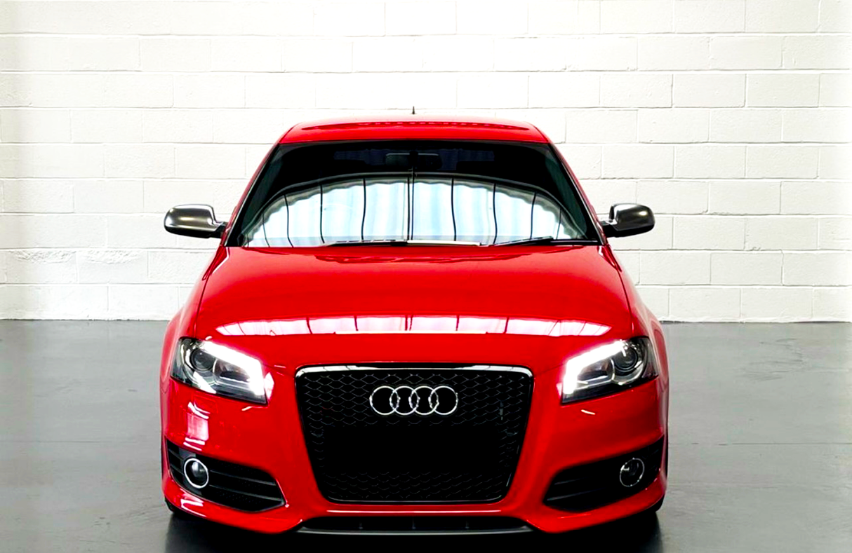 A3 - 8P: Gloss Black RS Style Honeycomb Grill 08-12