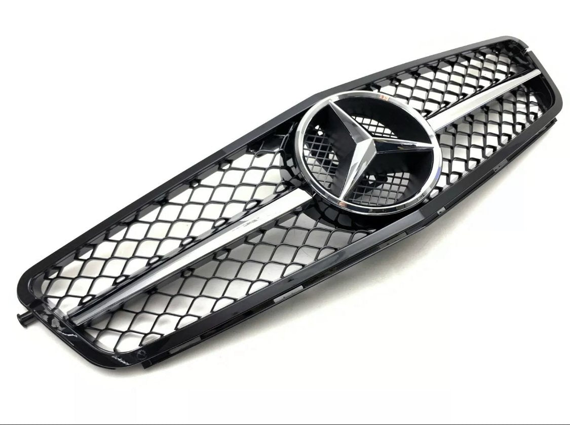 C Class - W204/C204/S204: Chrome/Black AMG Style 1 Fin Grill 07-14