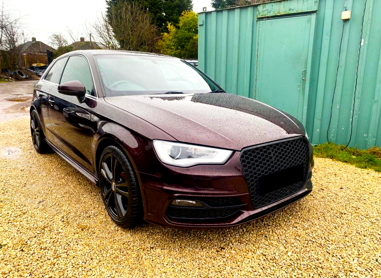 A3 - 8V Pre-Facelift: Gloss Black Badgeless Honeycomb Style Grill 13-16