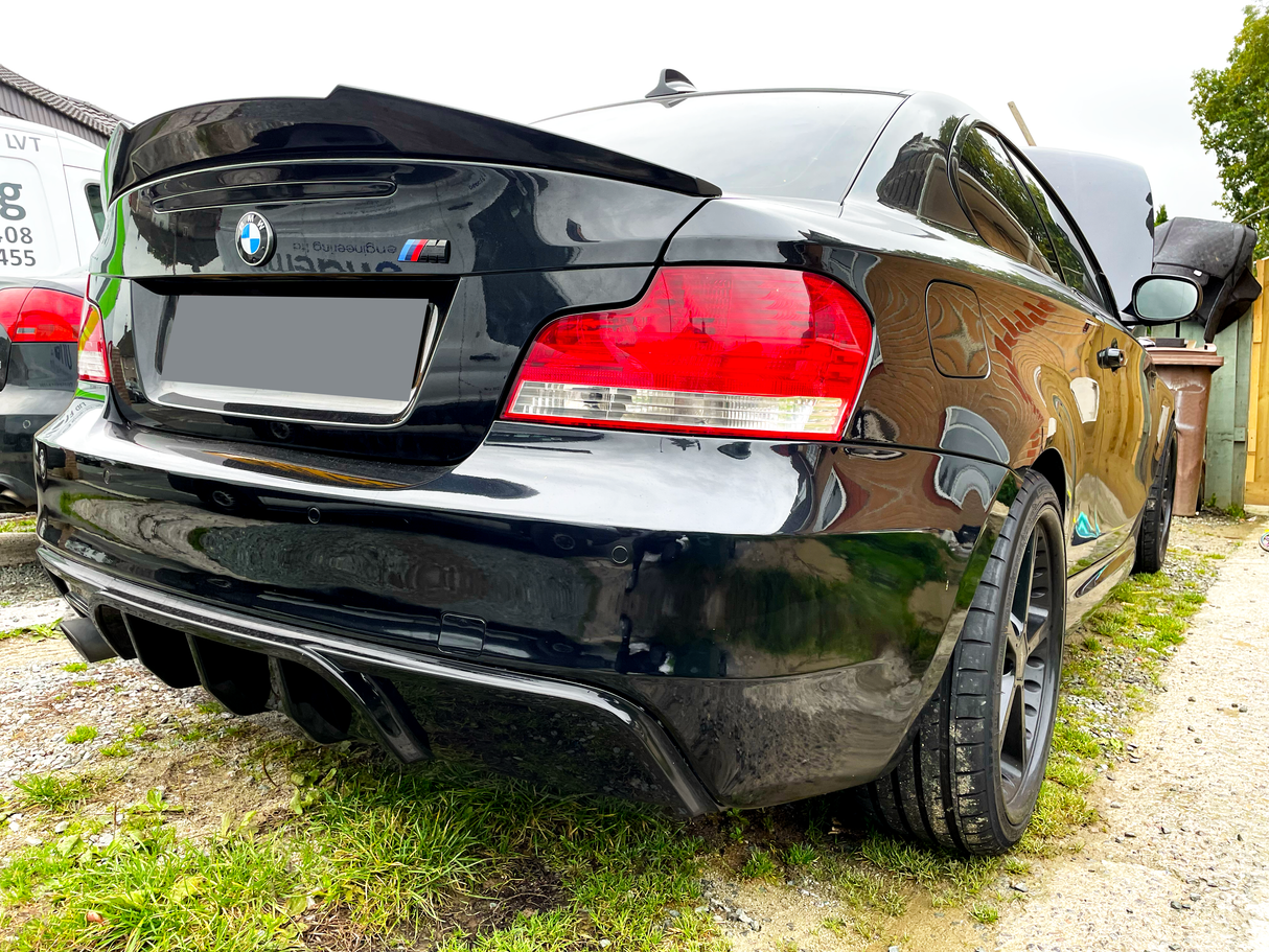 1 Series - E82: Gloss Black Diffuser 07-13