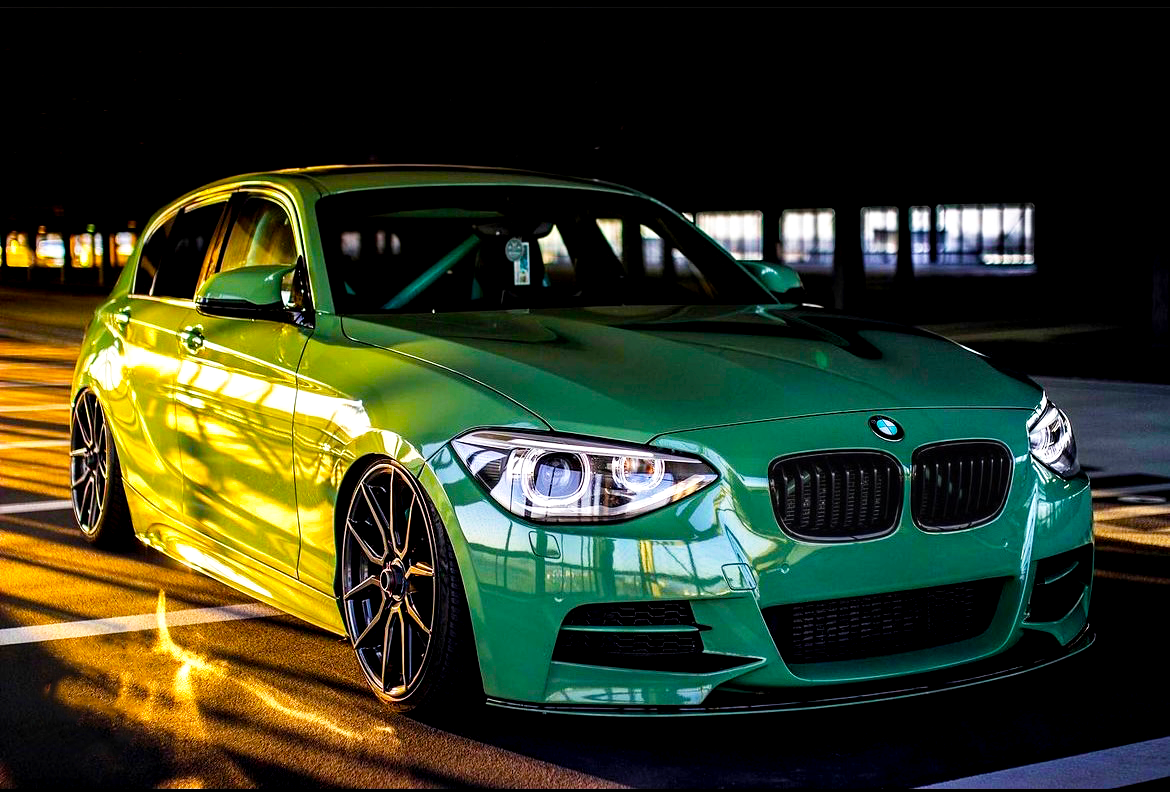 1 Series - F20/F21 Pre-Facelift: Gloss Black Single Slat Grill 11-14